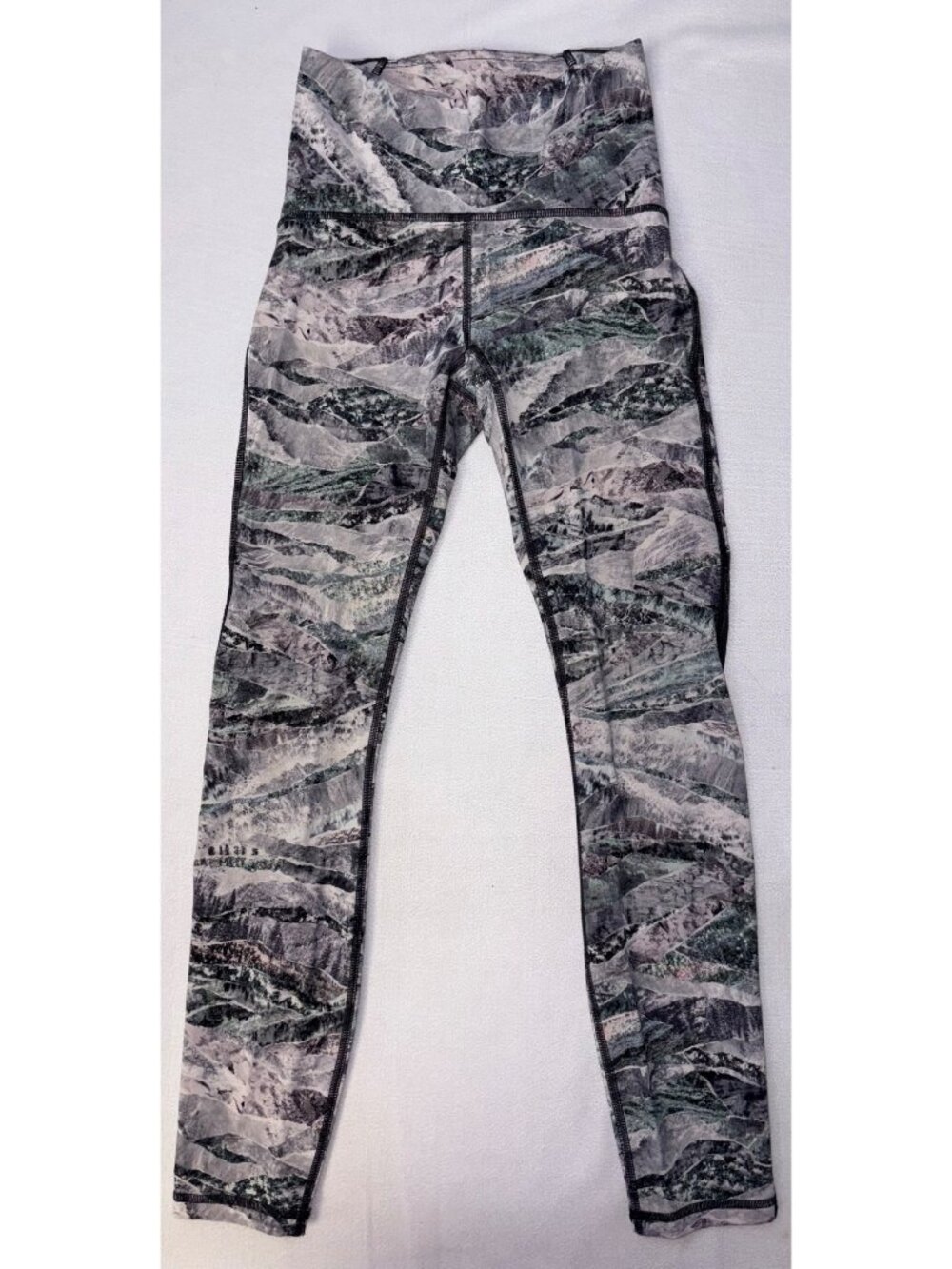 Lululemon women’s size 2 leggings